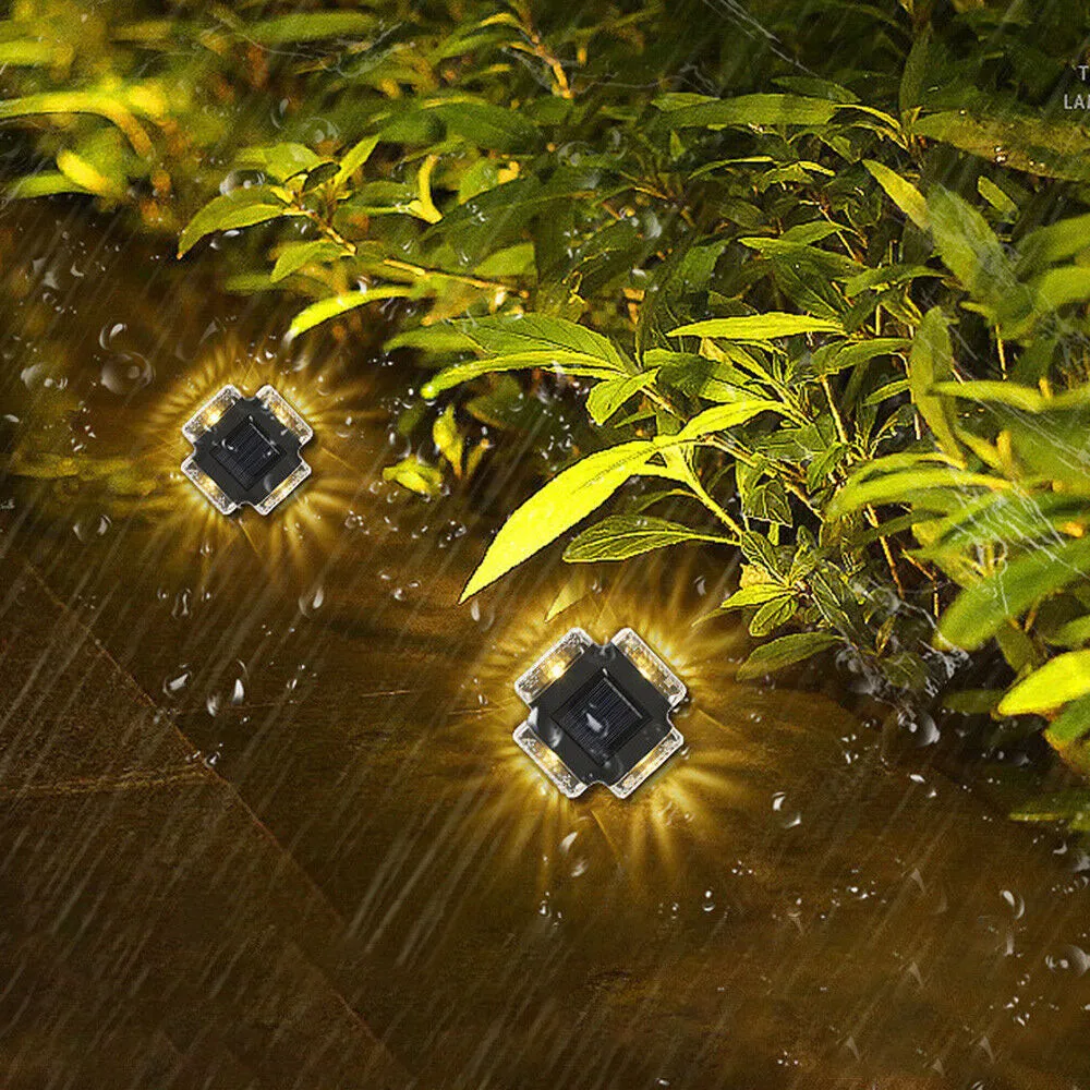 Dazzling Solar Powered Garden Wall Light