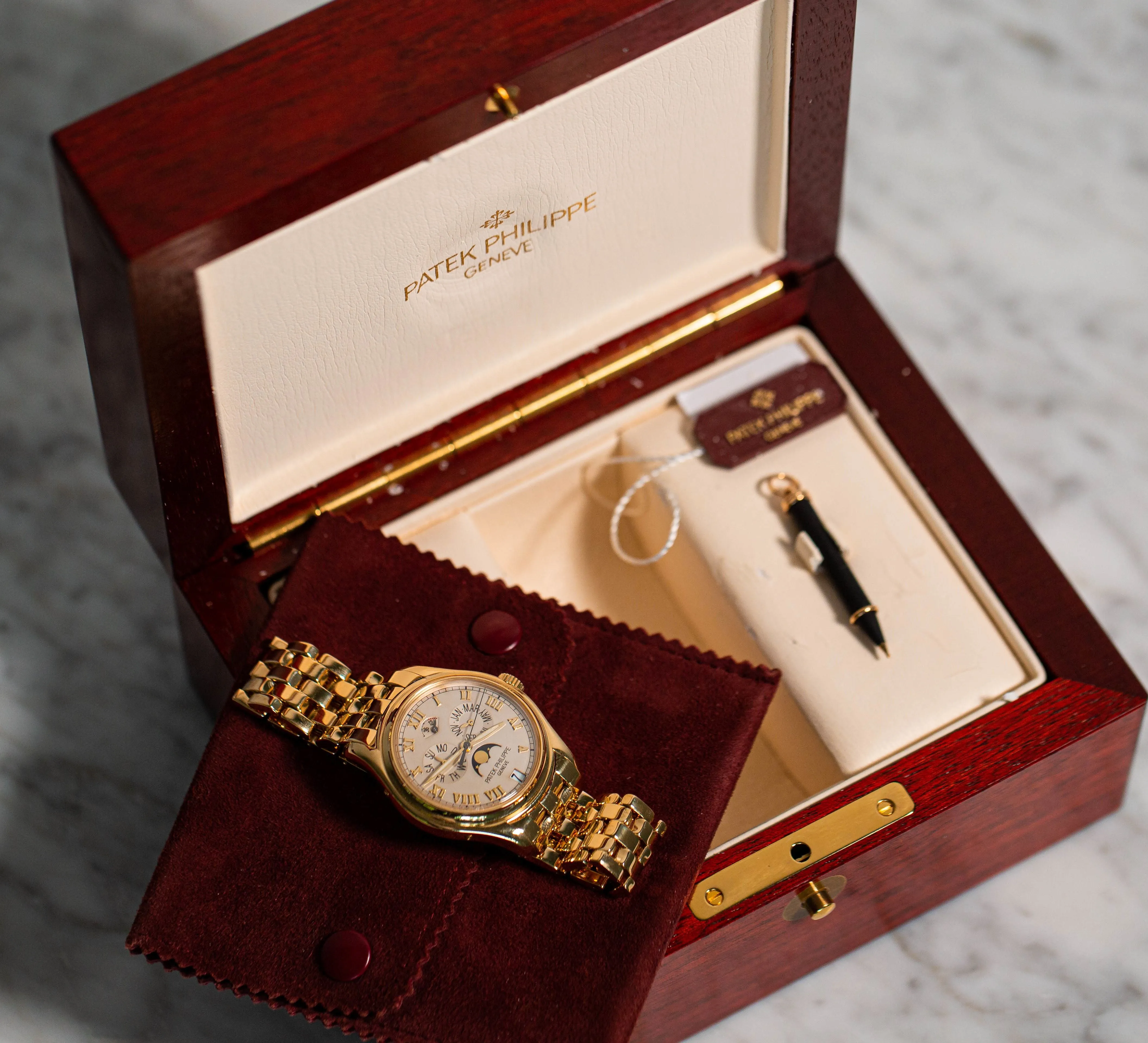 Patek Philippe Annual Calendar Moonphase 5036/1J-001