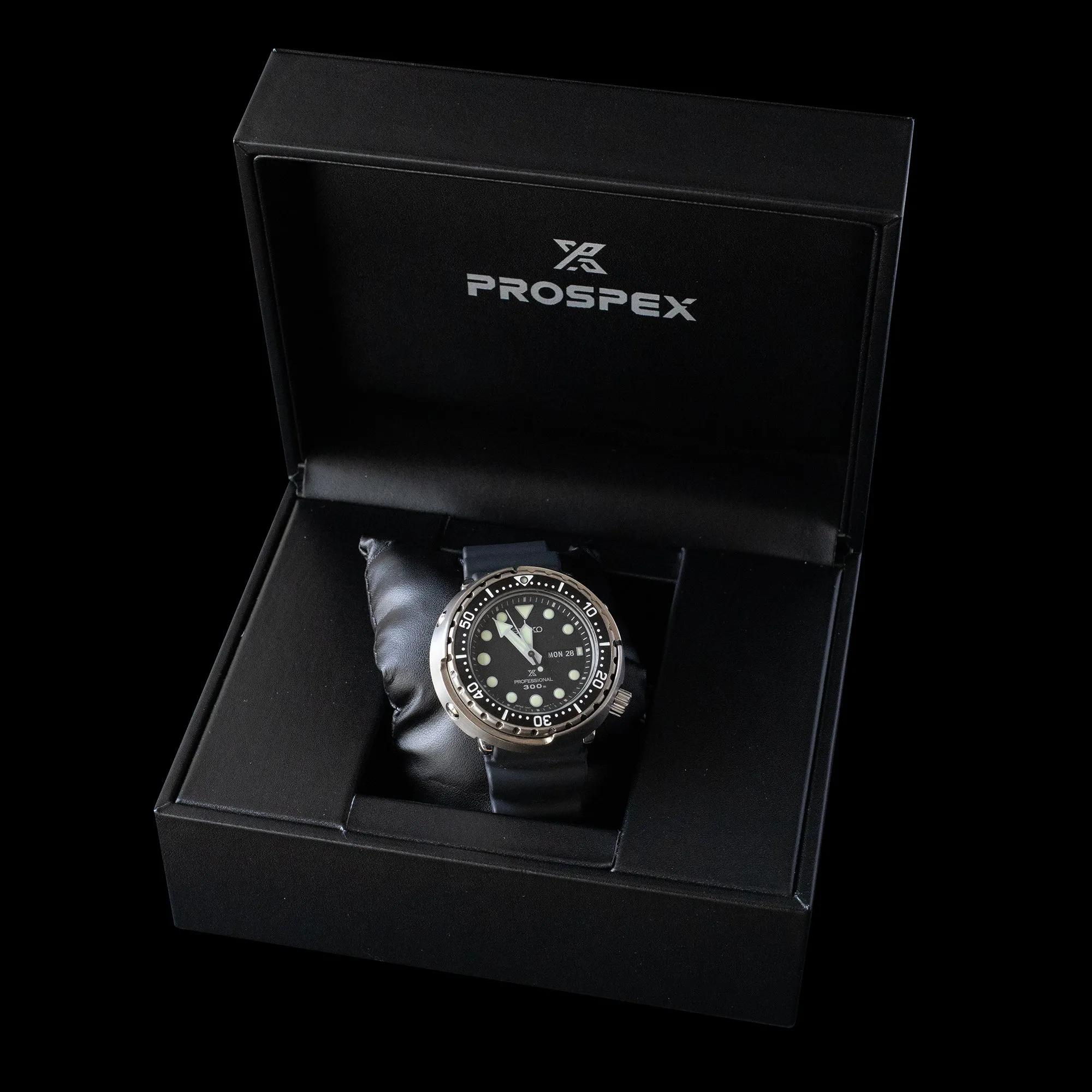 Seiko - 2022 Prospex Marinemaster 'Tuna'