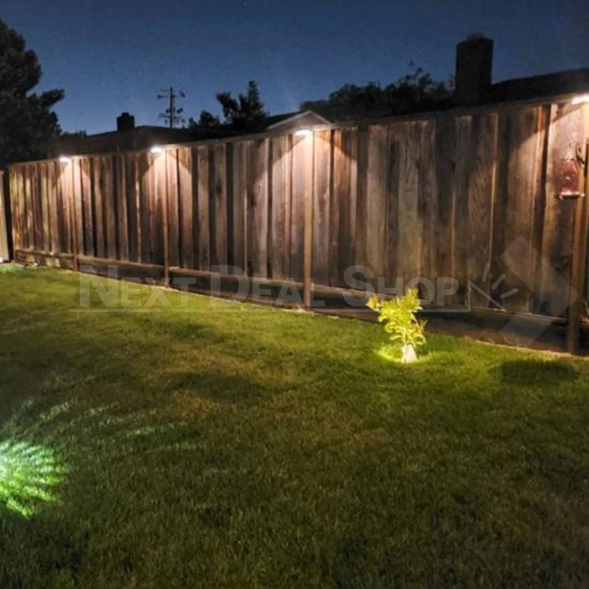 Solar Powered Fence Lamp