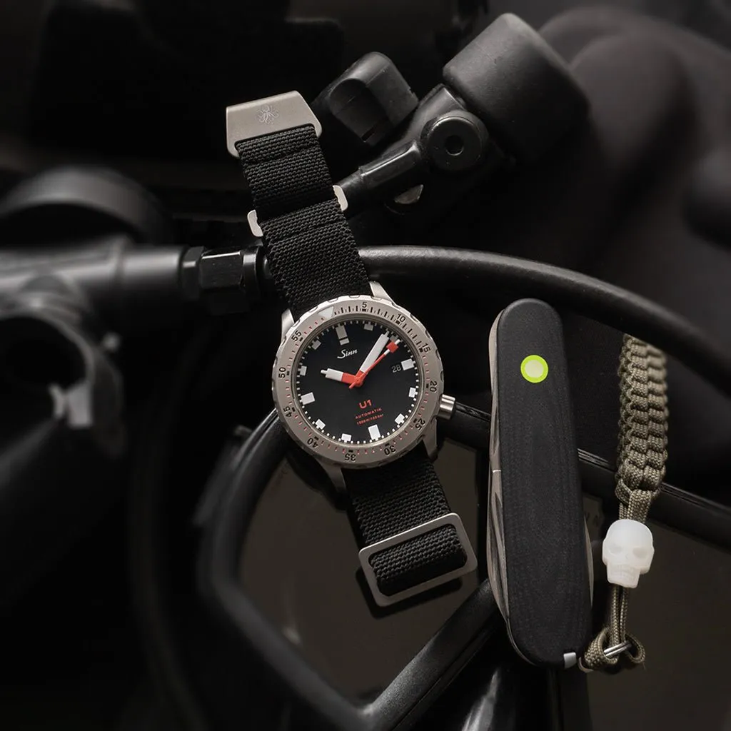Ti-MNPara Strap 22mm - Black