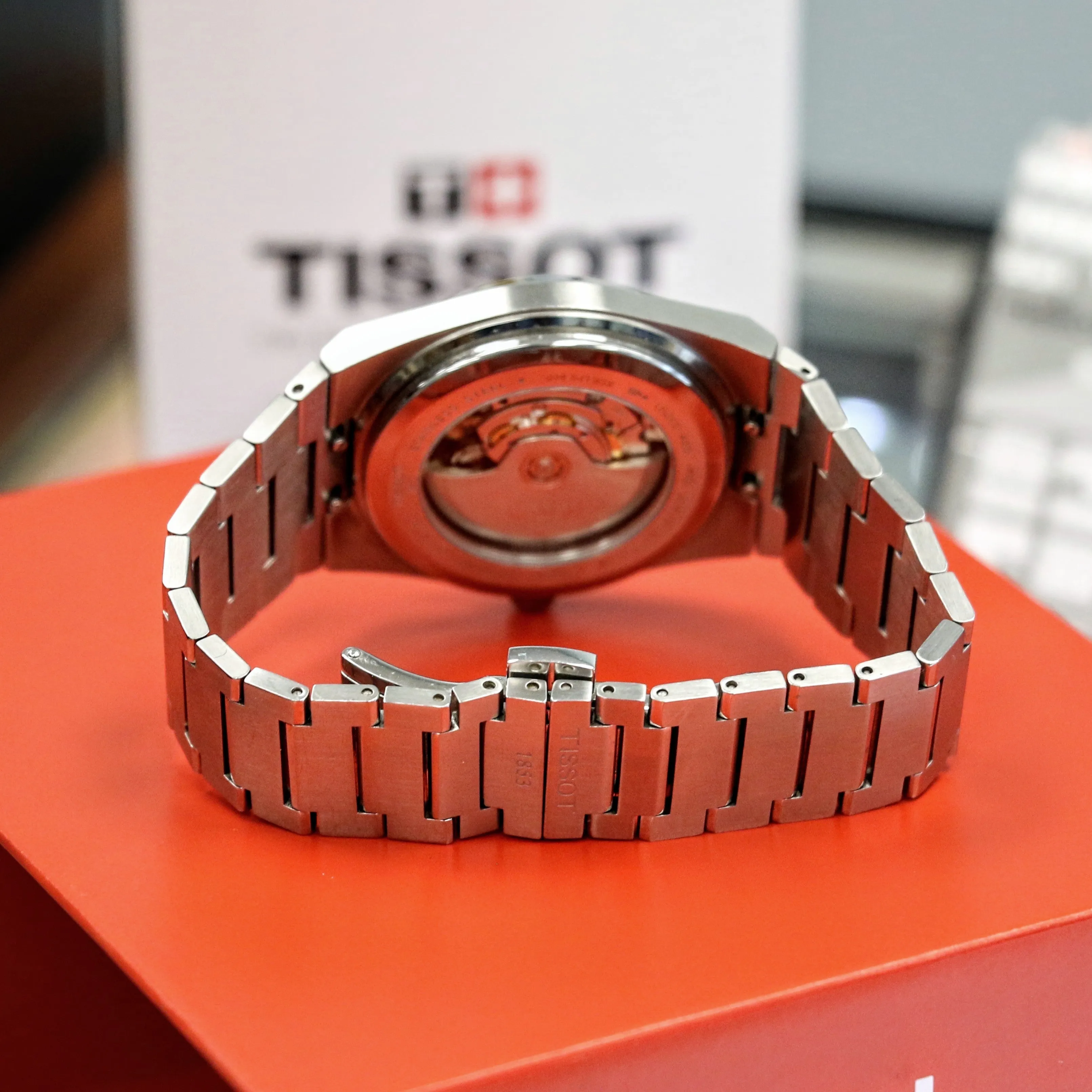 TISSOT PRX Powermatic 80 Automatic Watch Ref. T137407A Date Indicator Display Back – BOX & Papers!