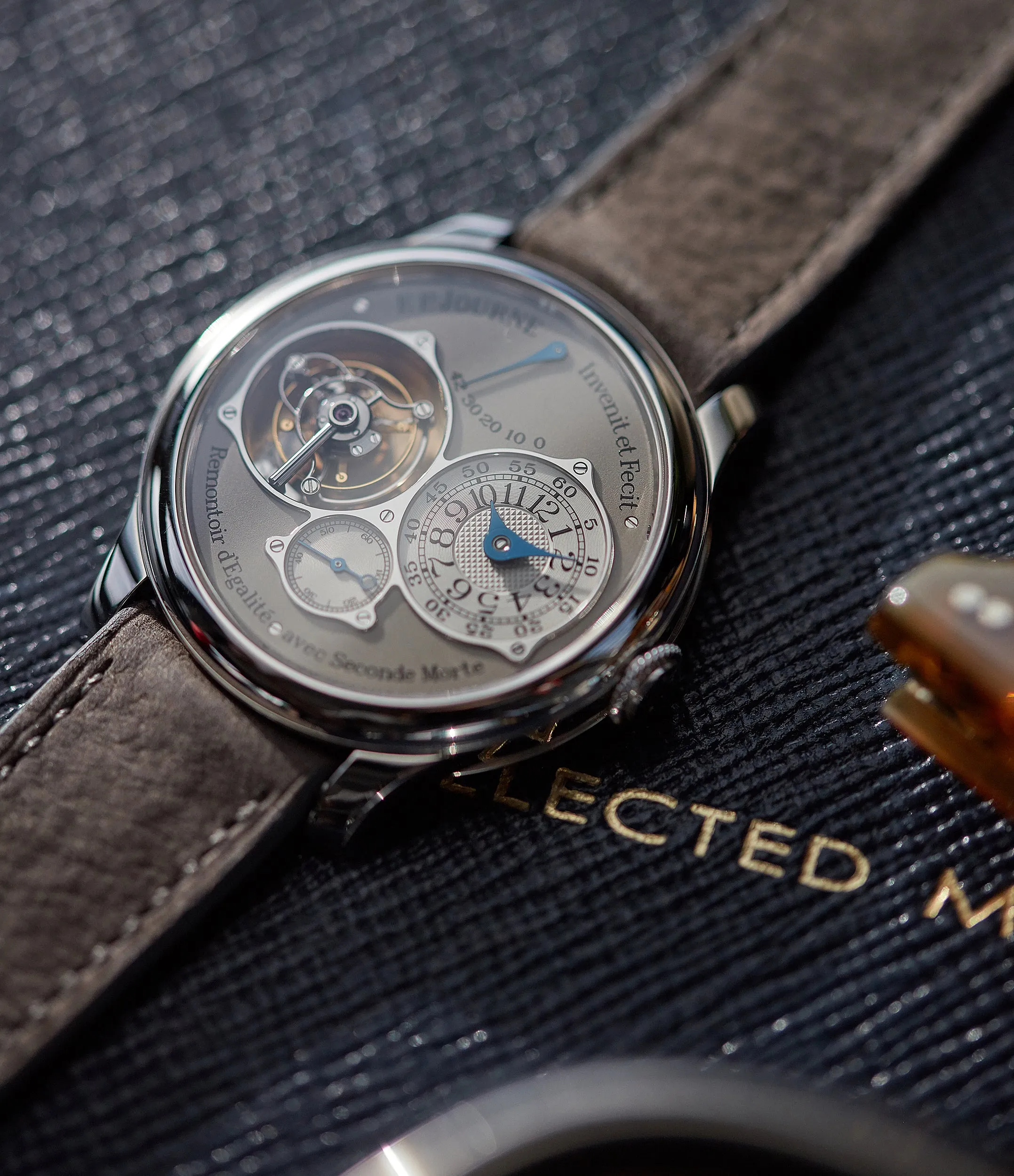 Tourbillon Souverain | Seconde Morte | 40mm | Platinum