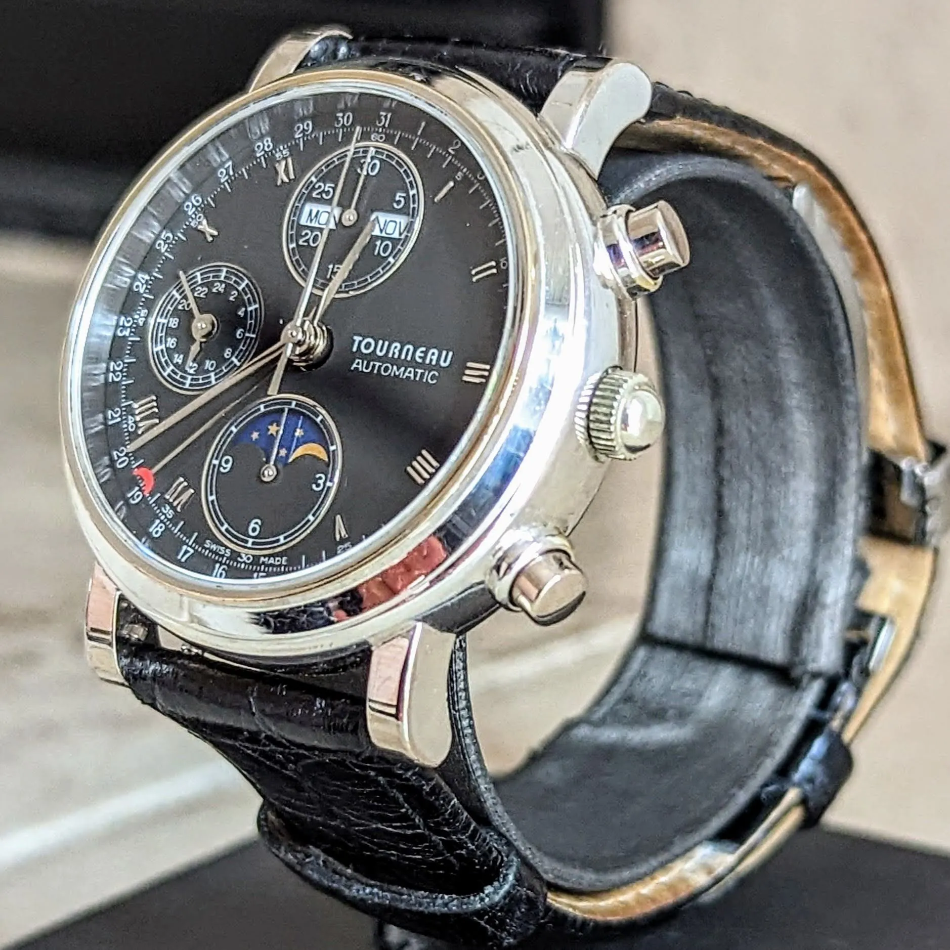TOURNEAU Automatic Watch Day/Date Moonphase Chronograph 18K Gold Wristwatch