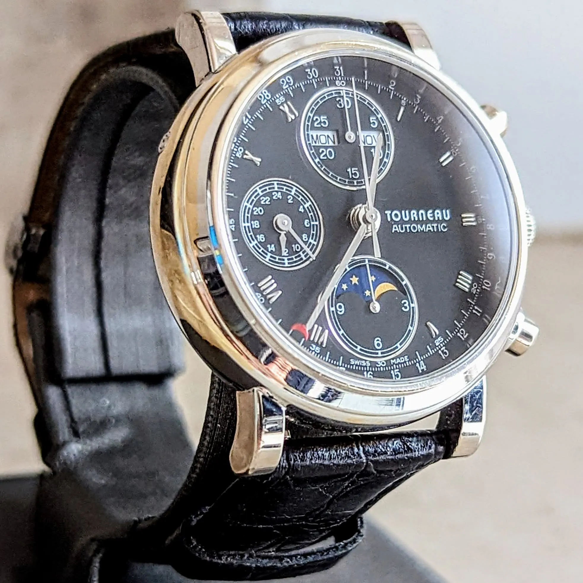 TOURNEAU Automatic Watch Day/Date Moonphase Chronograph 18K Gold Wristwatch