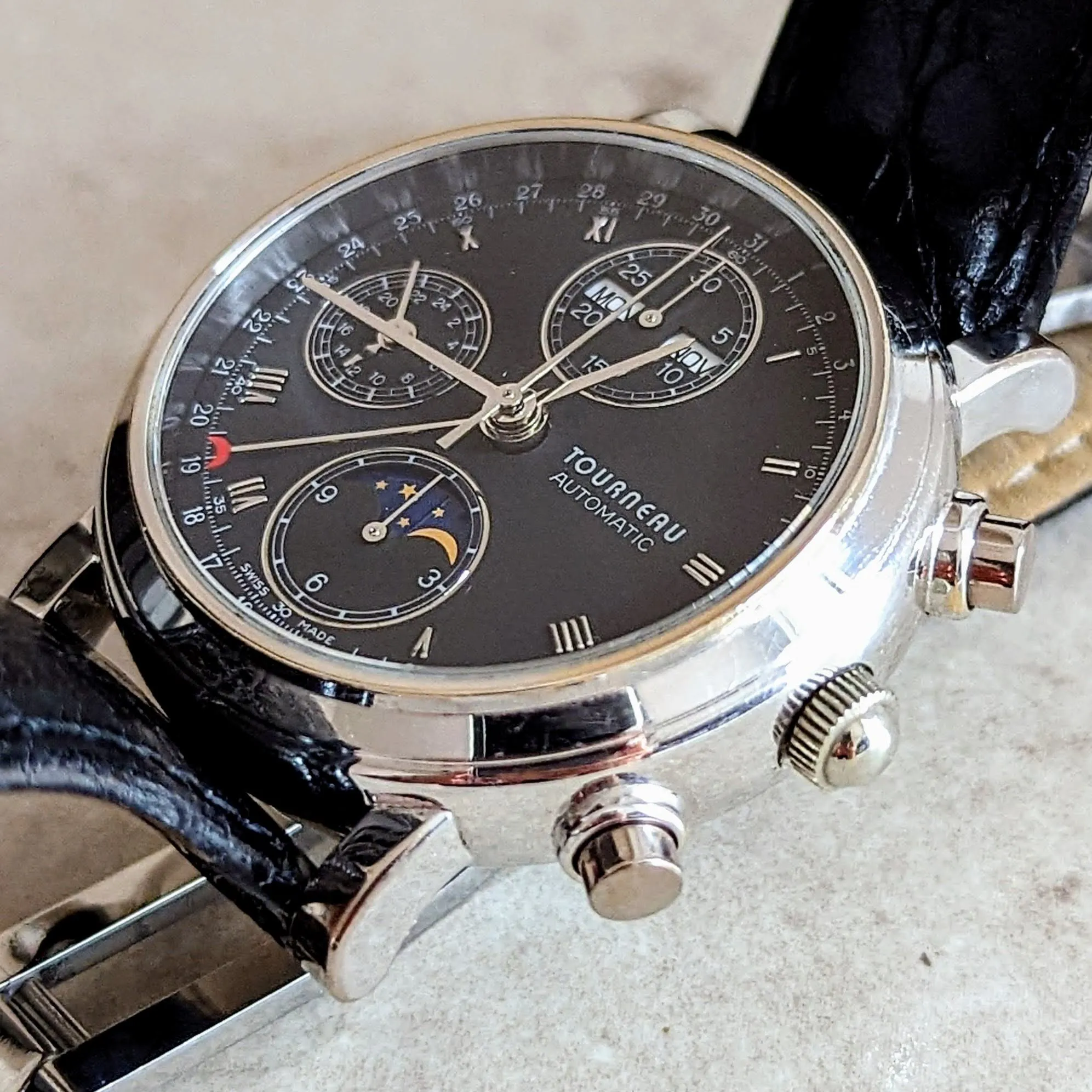 TOURNEAU Automatic Watch Day/Date Moonphase Chronograph 18K Gold Wristwatch