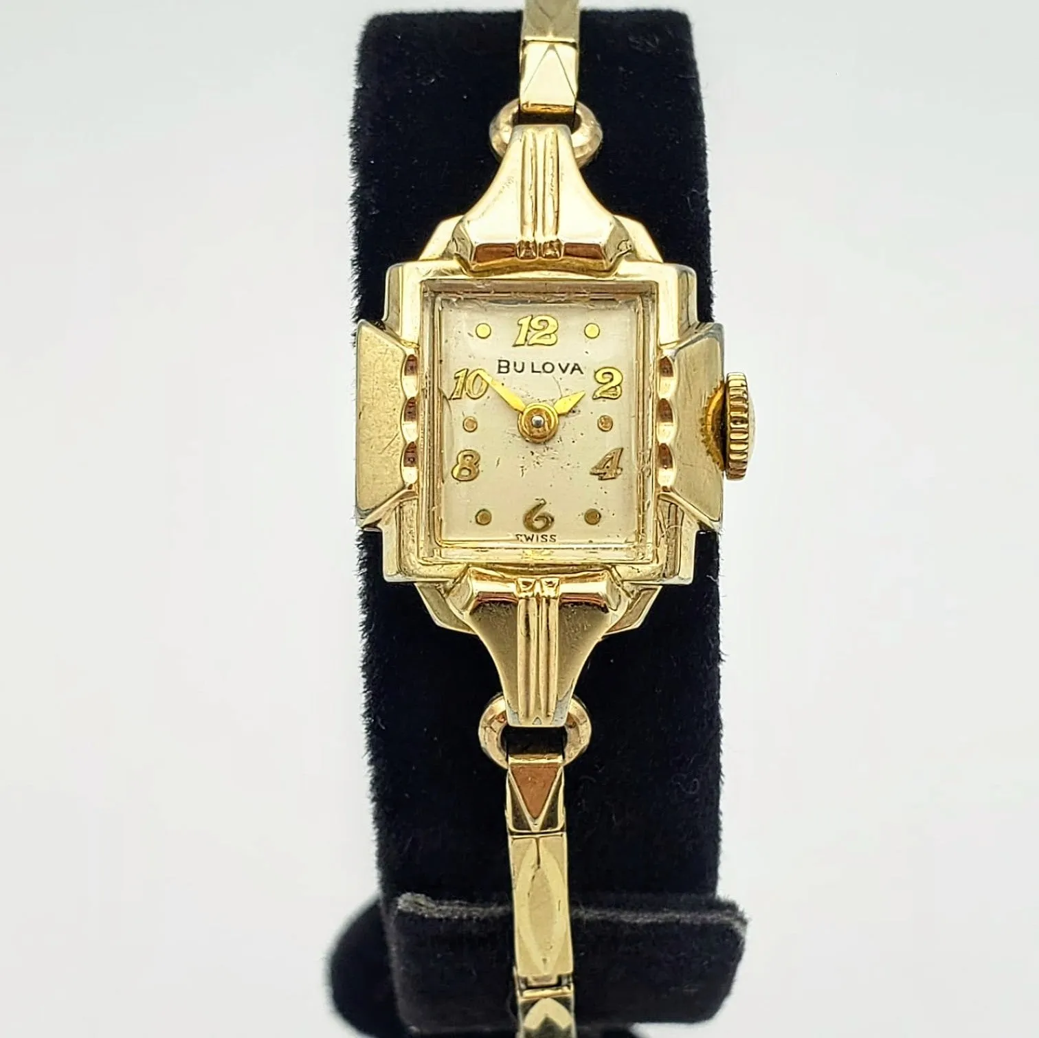 Vintage BULOVA Miss Universe Ladies Wristwatch Swiss Caliber 6BL 17 Jewels Watch