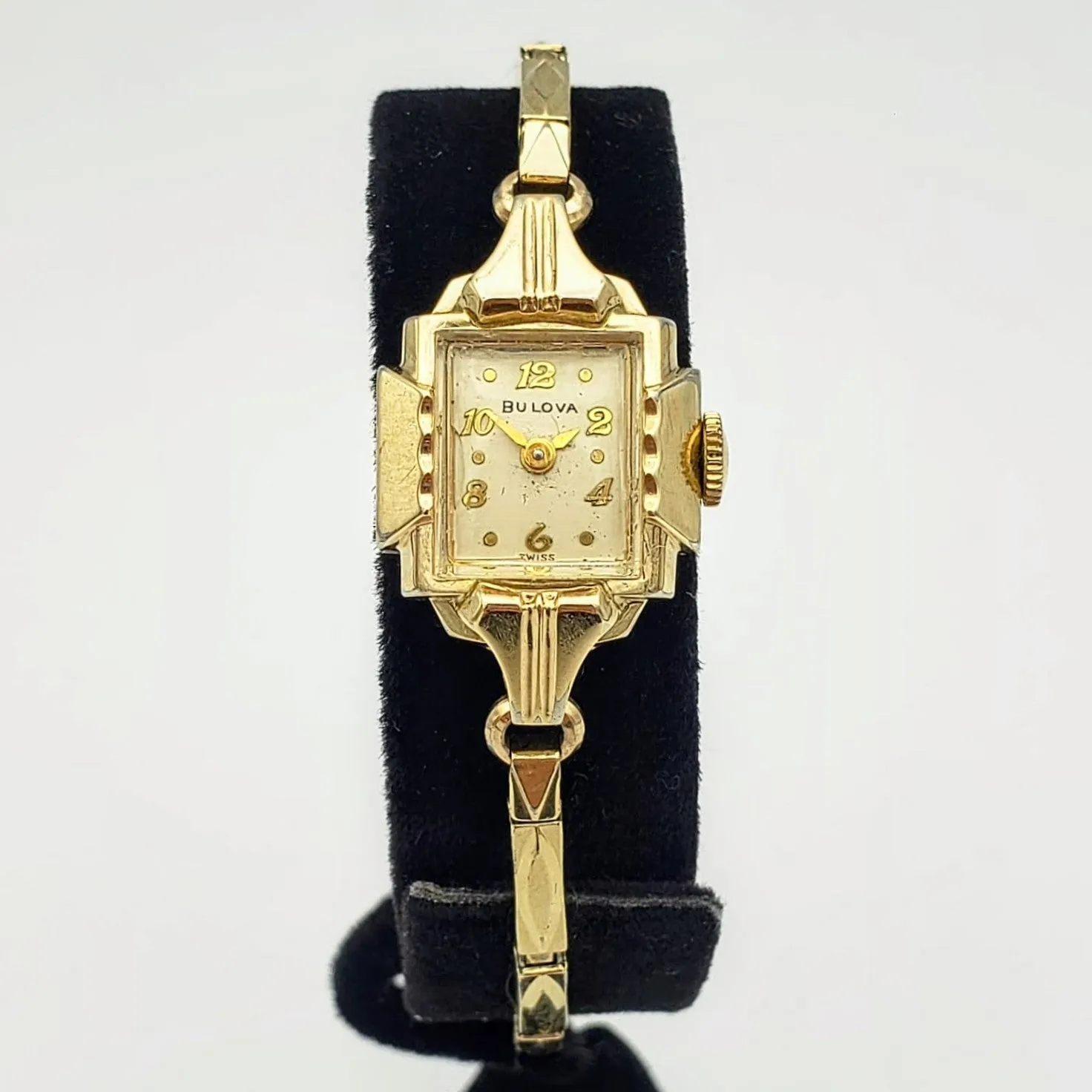 Vintage BULOVA Miss Universe Ladies Wristwatch Swiss Caliber 6BL 17 Jewels Watch
