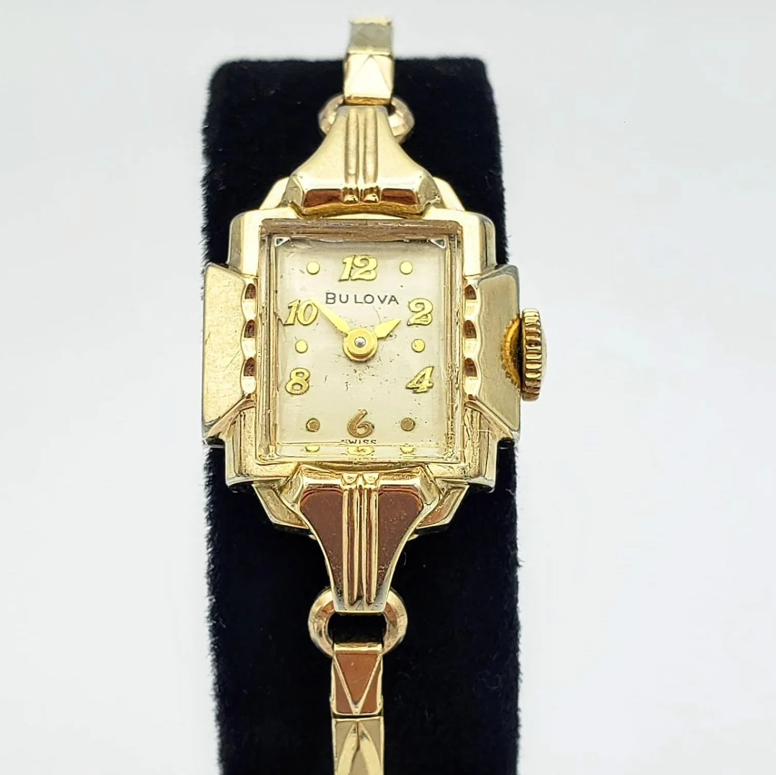 Vintage BULOVA Miss Universe Ladies Wristwatch Swiss Caliber 6BL 17 Jewels Watch