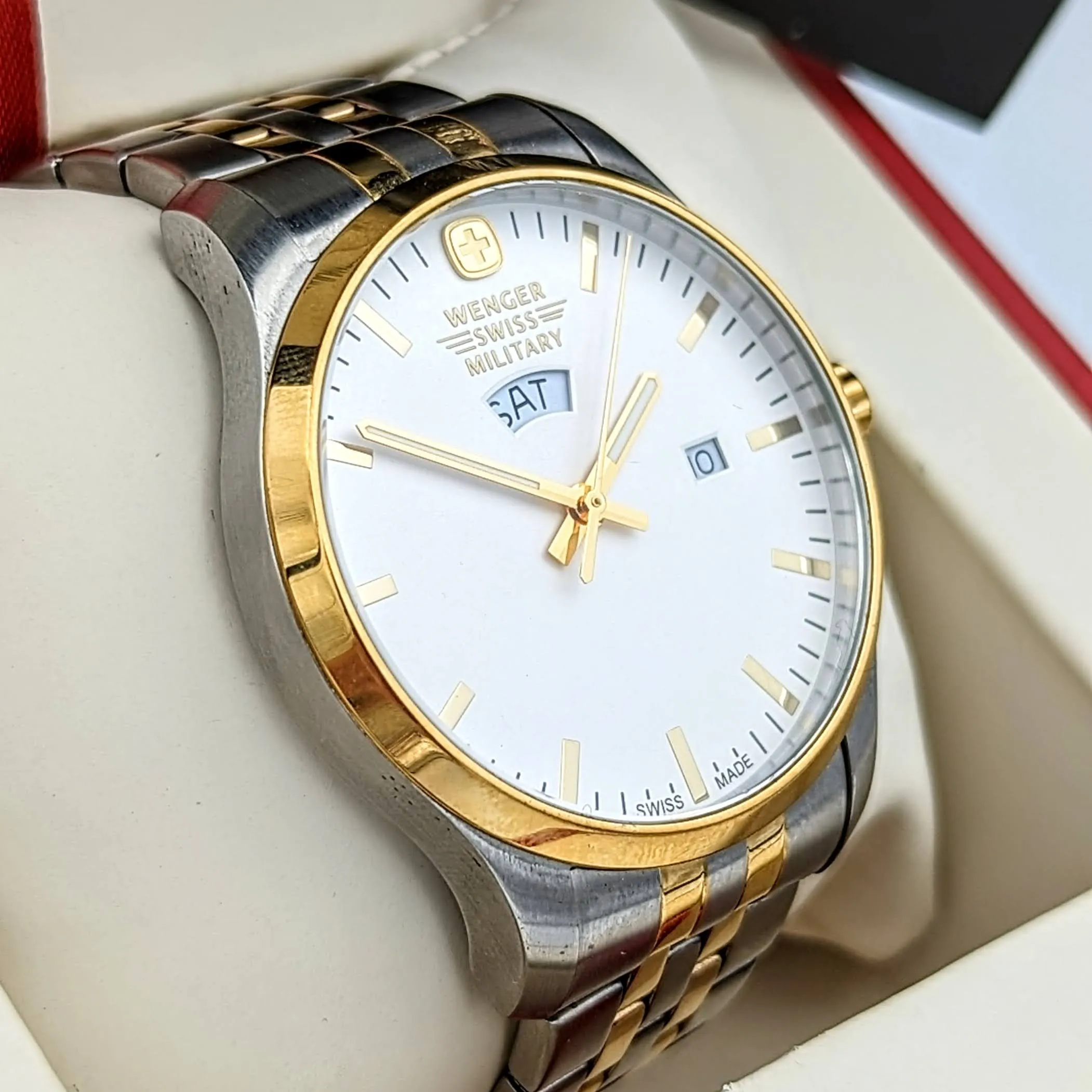 WENGER SWISS MILITARY Terragraph Watch Ref. 01.9041.214 Wristwatch